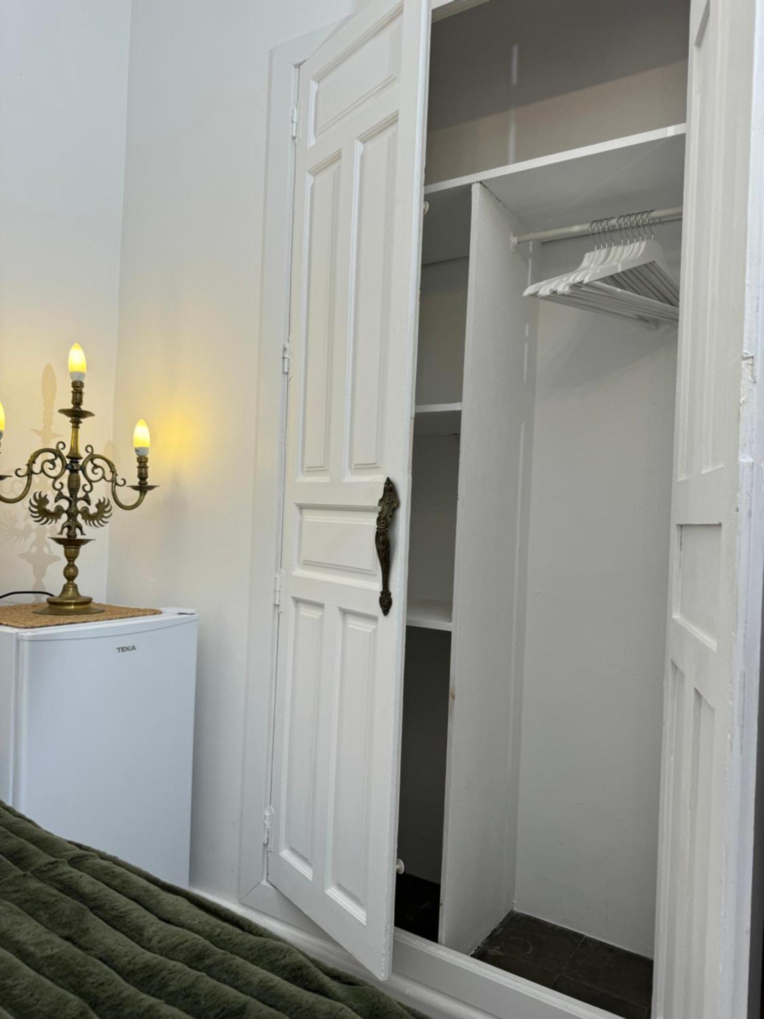 Castanos 4 Lejlighedshotel Alicante Eksteriør billede
